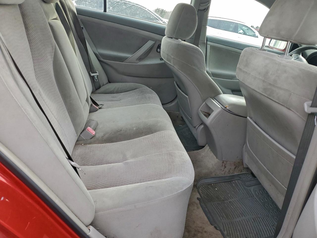 2011 TOYOTA CAMRY BASE photo 28