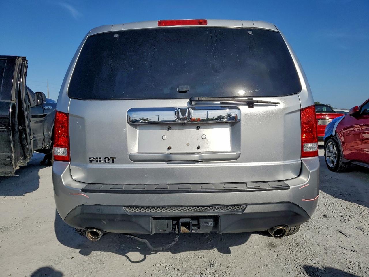 2012 HONDA PILOT EXL photo 6