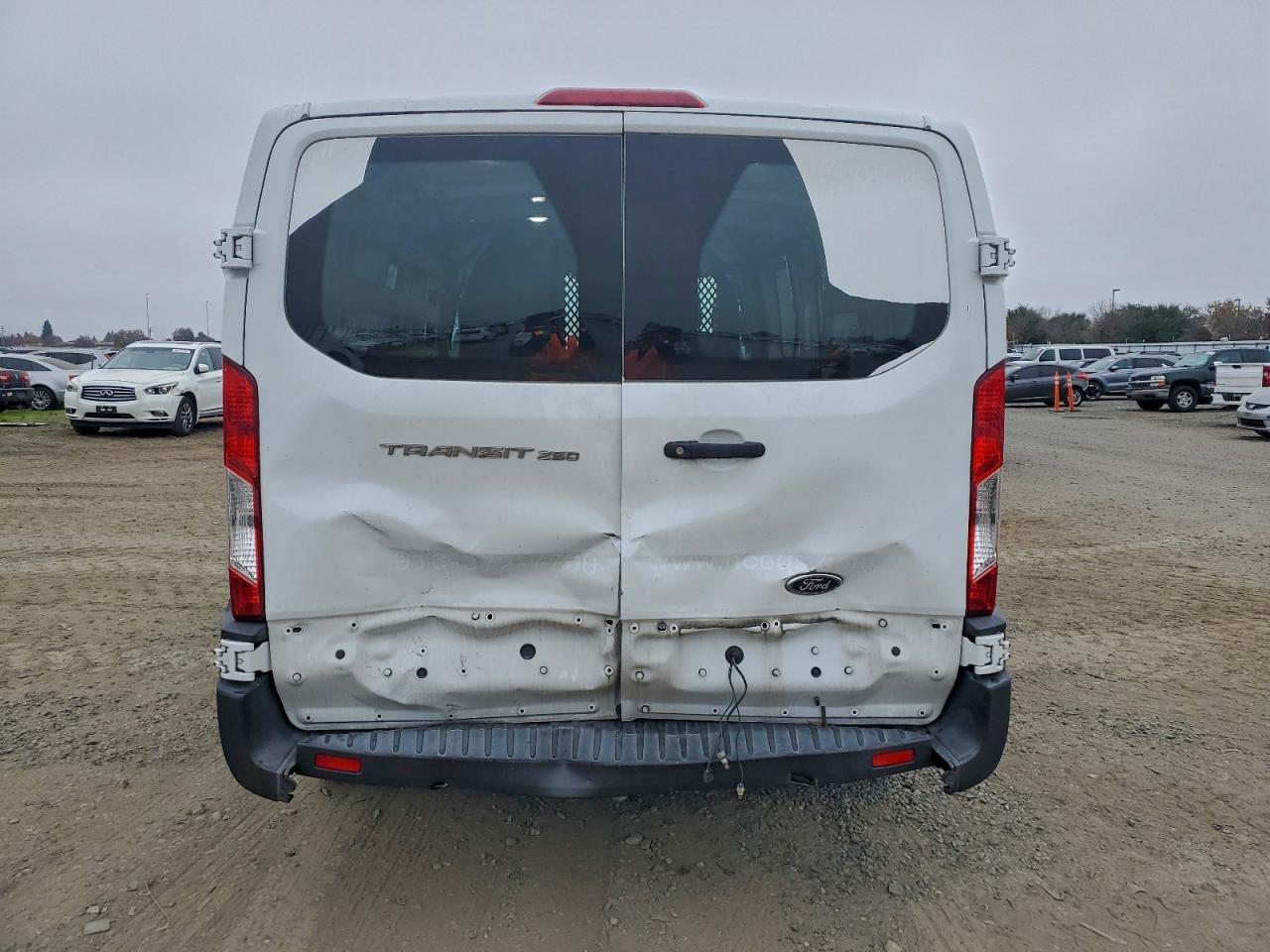 2018 FORD TRANSIT T-250 photo 11