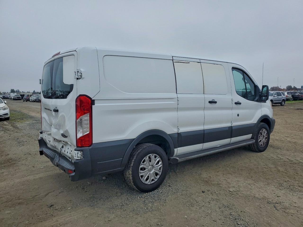 2018 FORD TRANSIT T-250 photo 5