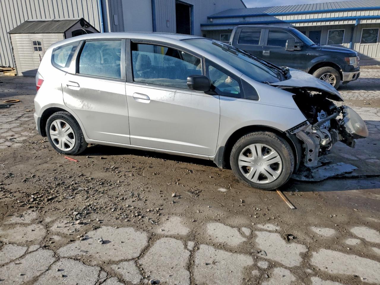 2011 HONDA FIT photo 4