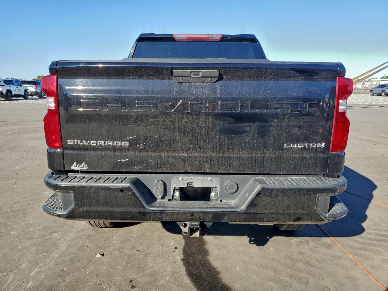 2020 CHEVROLET SILVERADO K1500 CUSTOM photo 6