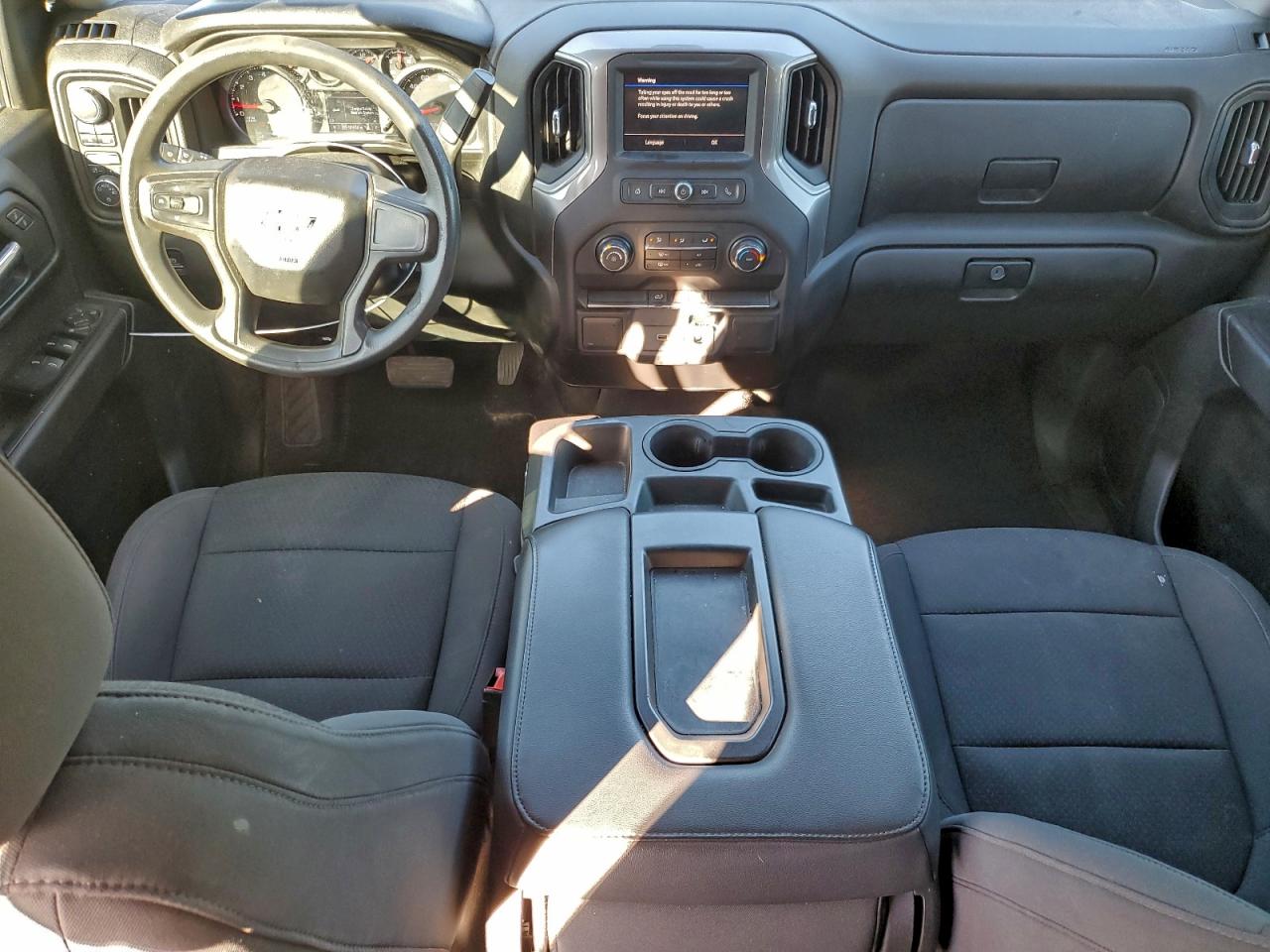 2020 CHEVROLET SILVERADO K1500 CUSTOM photo 8