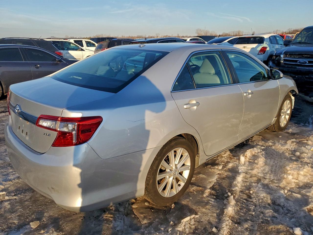 2012 TOYOTA CAMRY BASE photo 3