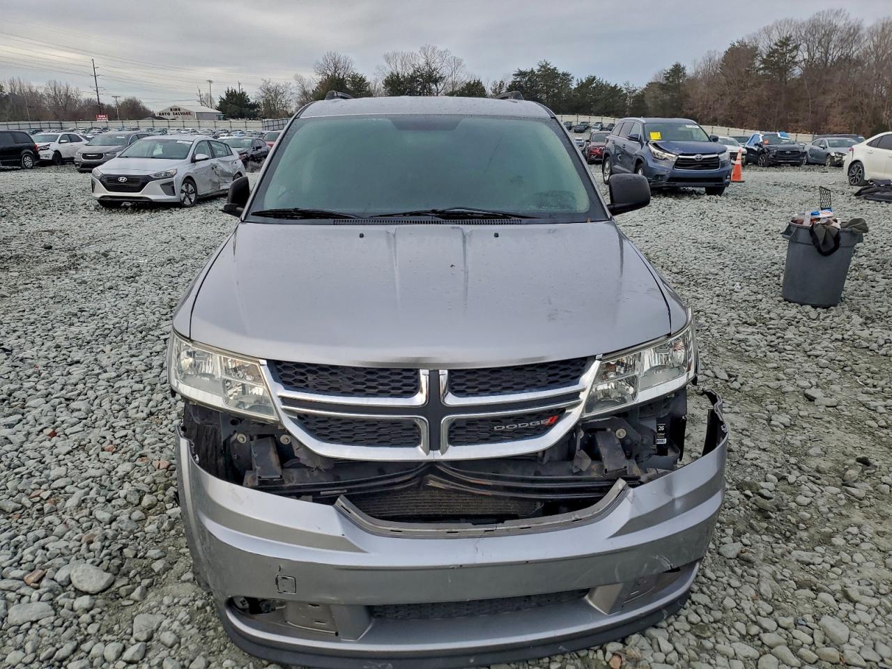 2017 DODGE JOURNEY SE photo 9