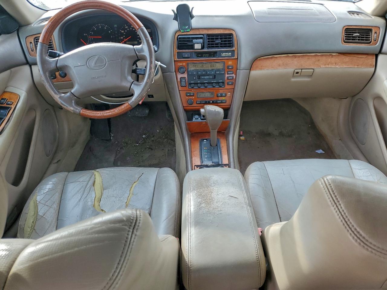 2000 LEXUS ES 300 photo 8