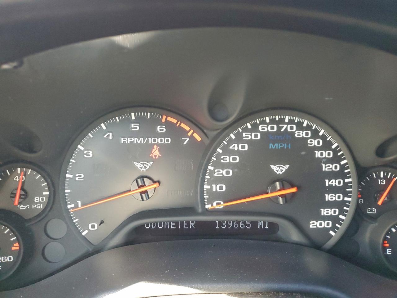 2004 CHEVROLET CORVETTE photo 9
