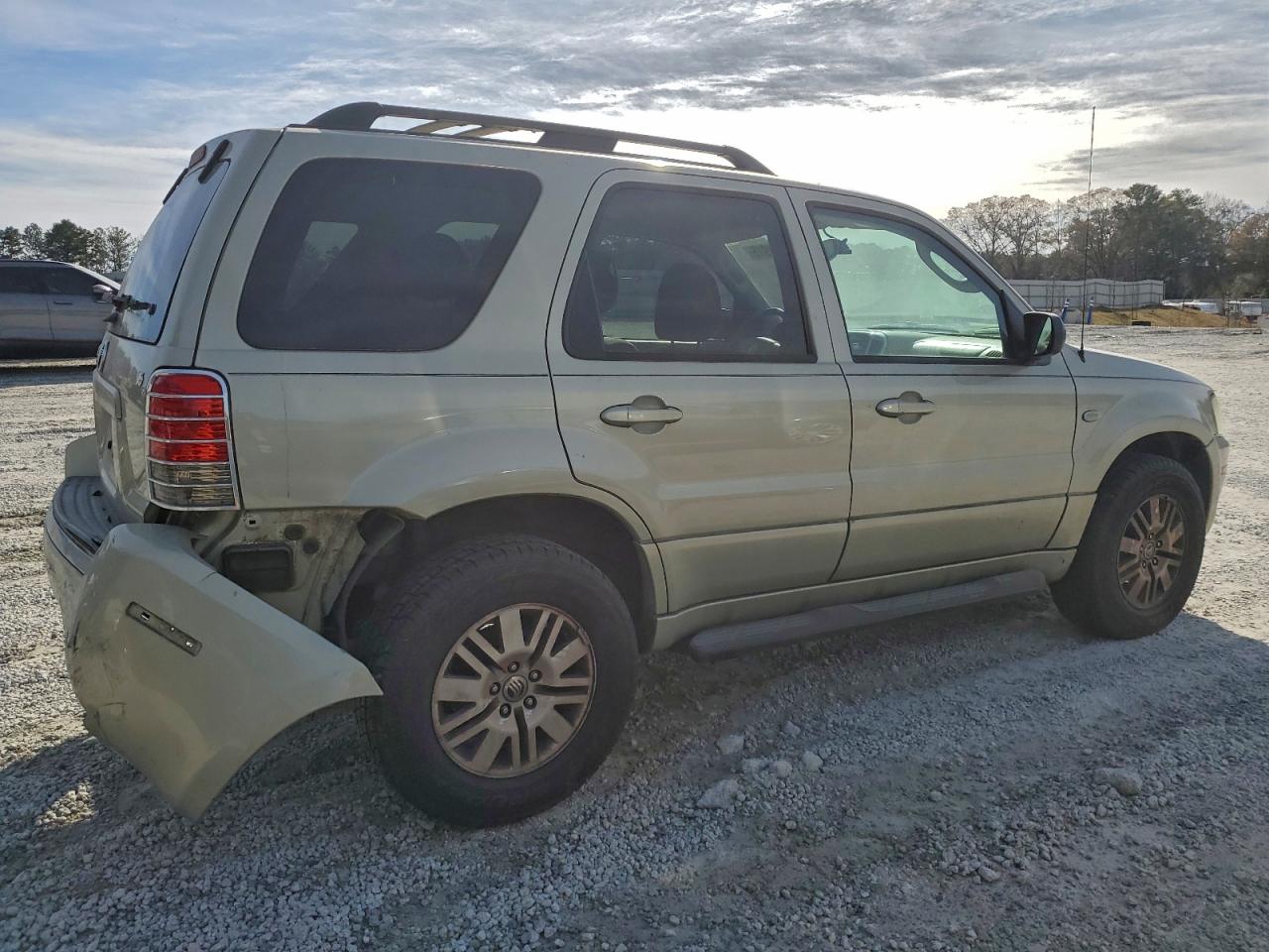 2005 MERCURY MARINER photo 5
