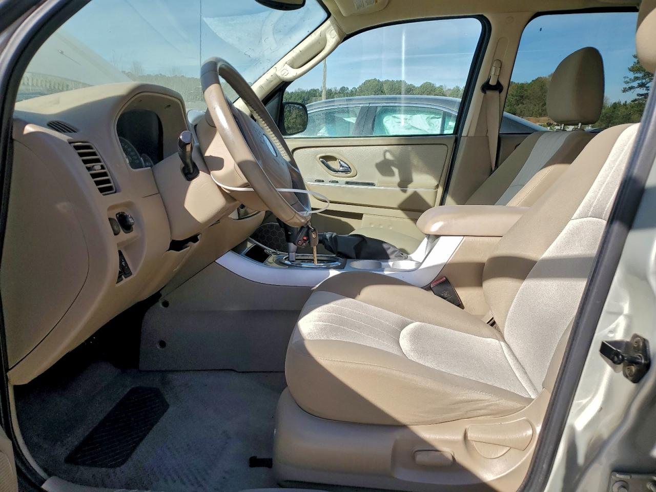 2005 MERCURY MARINER photo 13