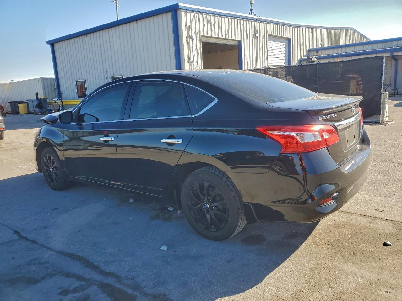 2018 NISSAN SENTRA S photo 3