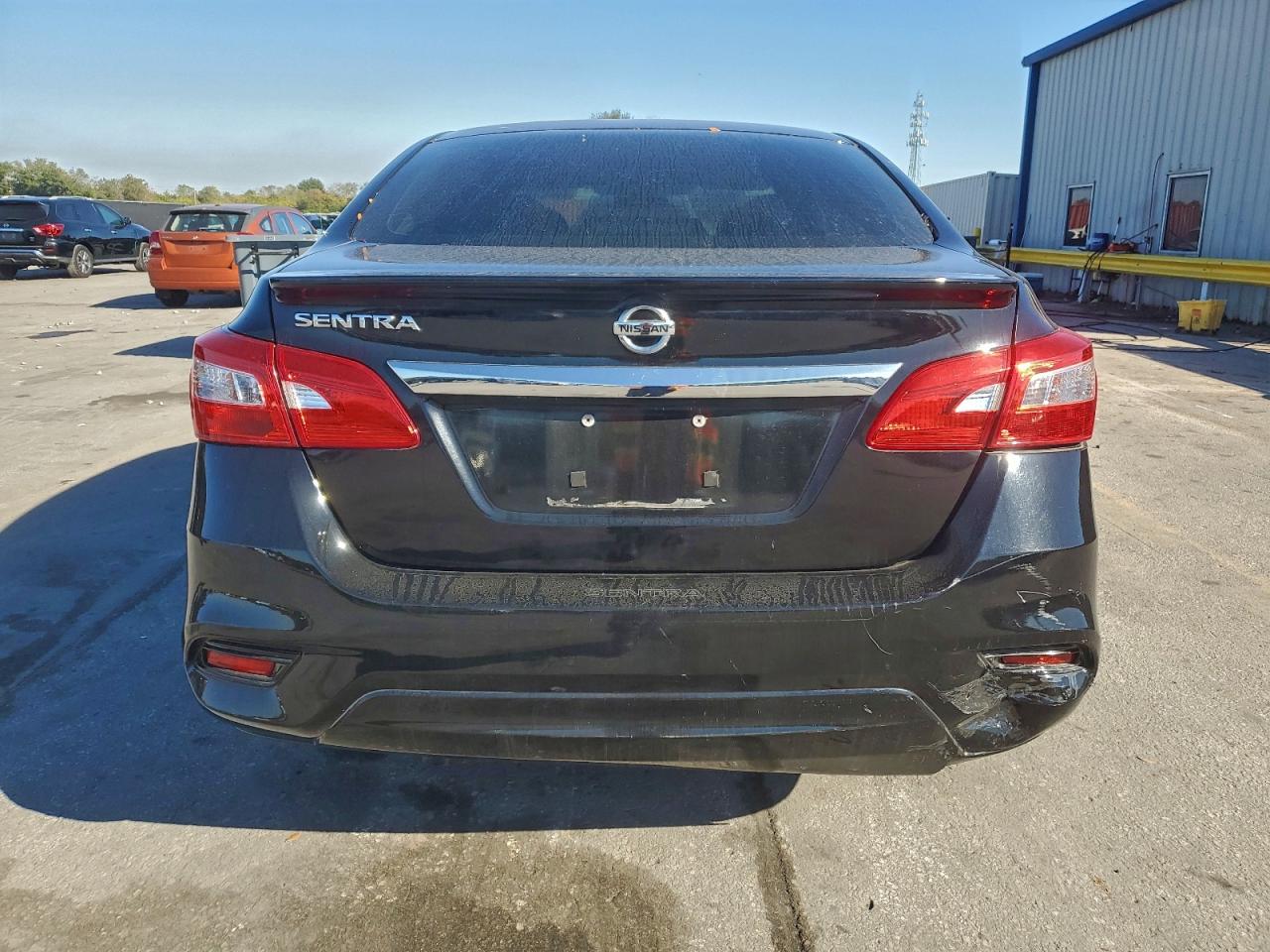 2018 NISSAN SENTRA S photo 11