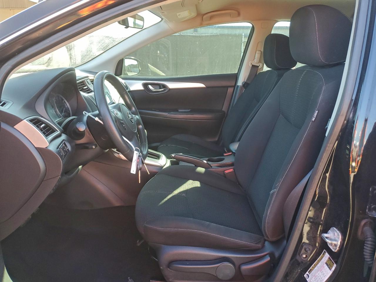 2018 NISSAN SENTRA S photo 13