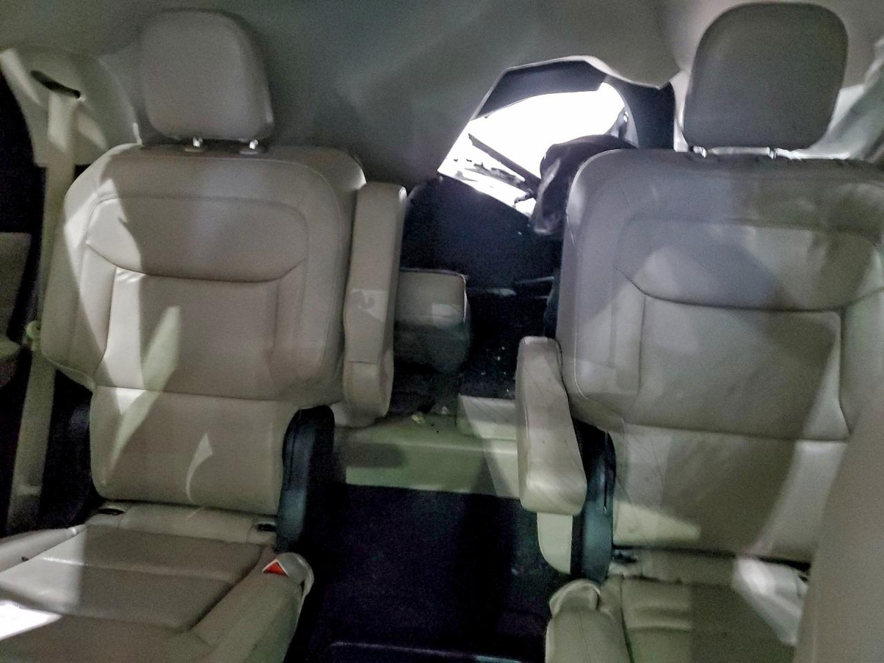 2021 FORD EXPLORER XLT photo 19