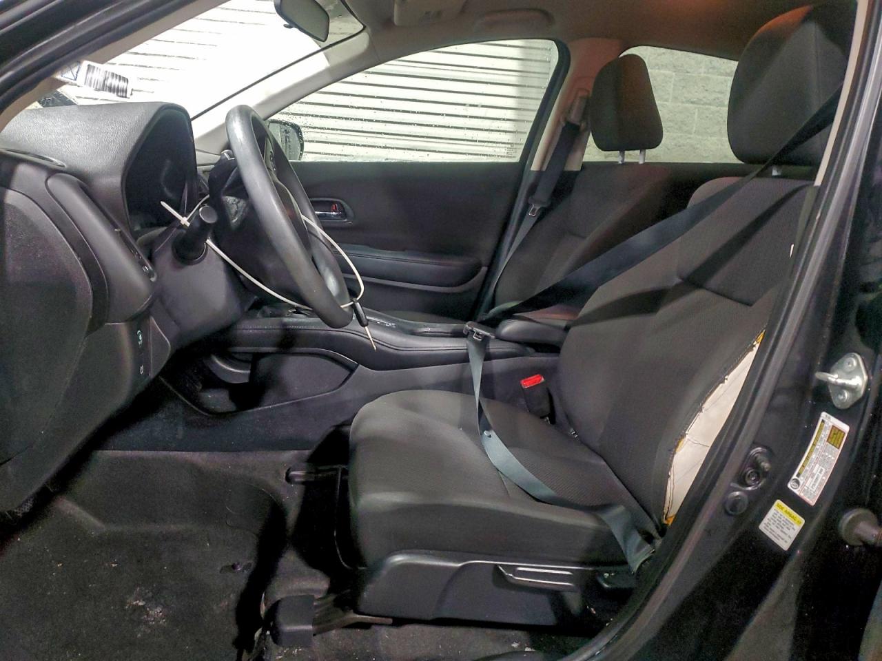 2016 HONDA HR-V LX photo 7