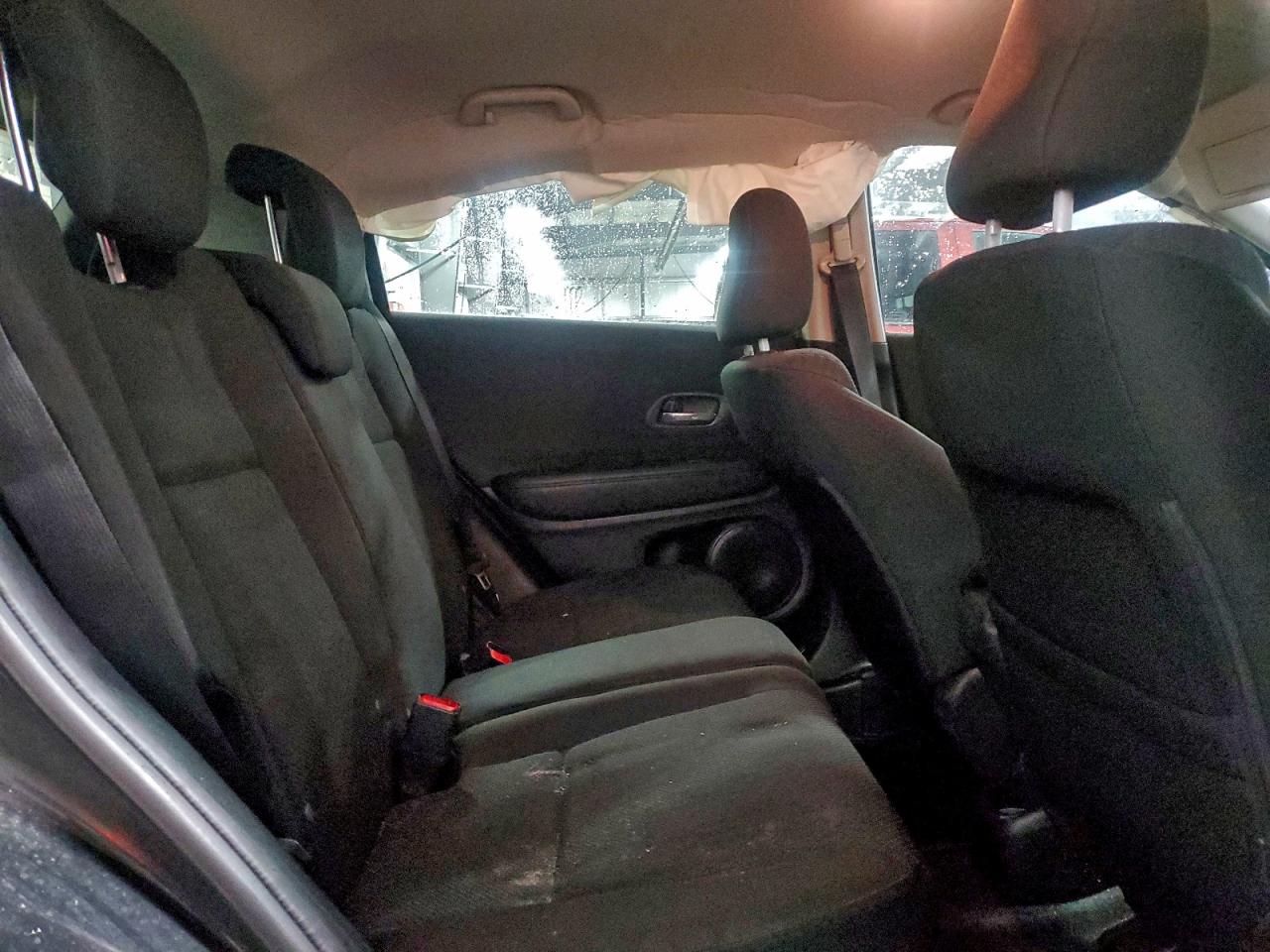 2016 HONDA HR-V LX photo 11