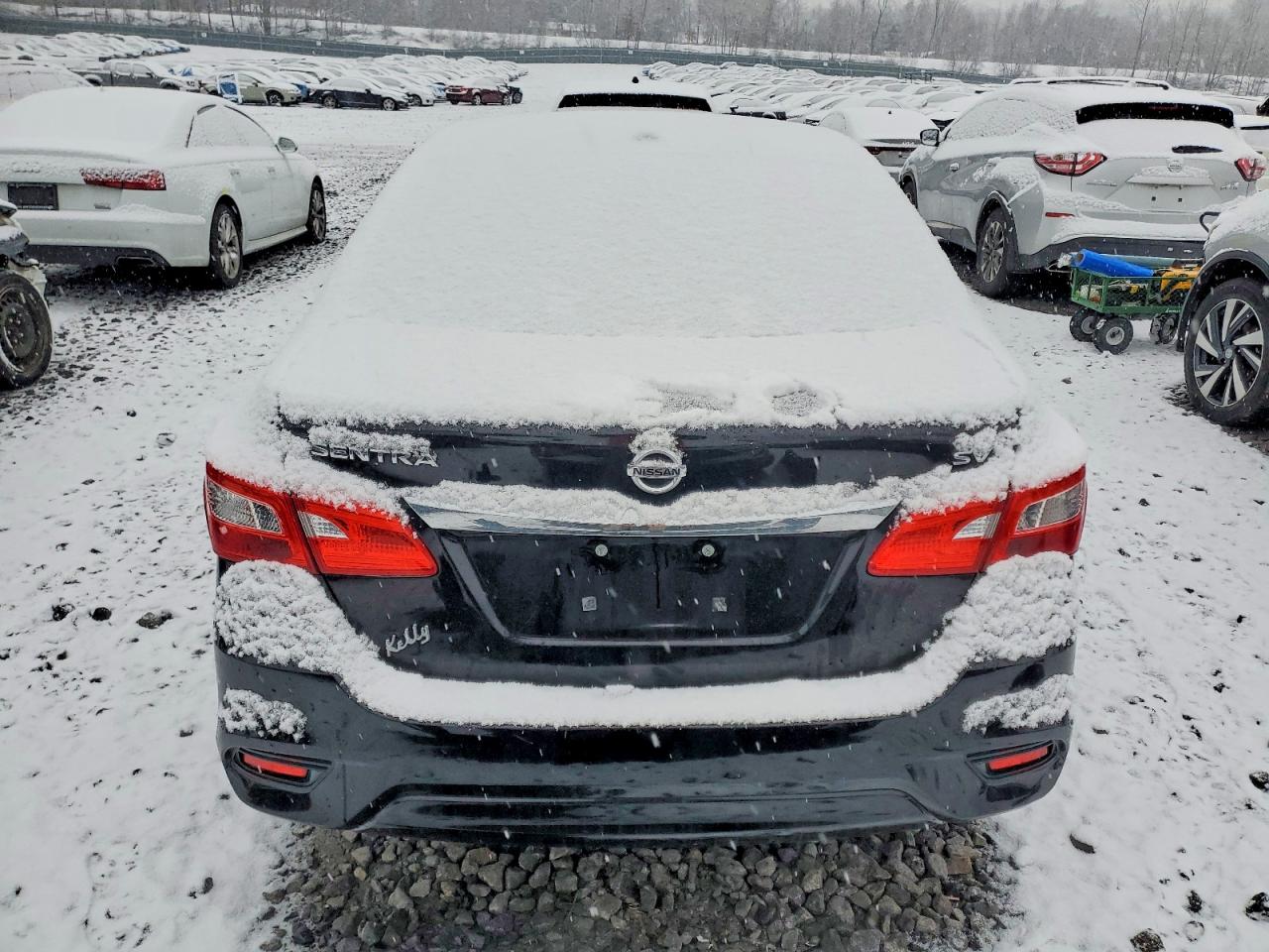 2018 NISSAN SENTRA S photo 6