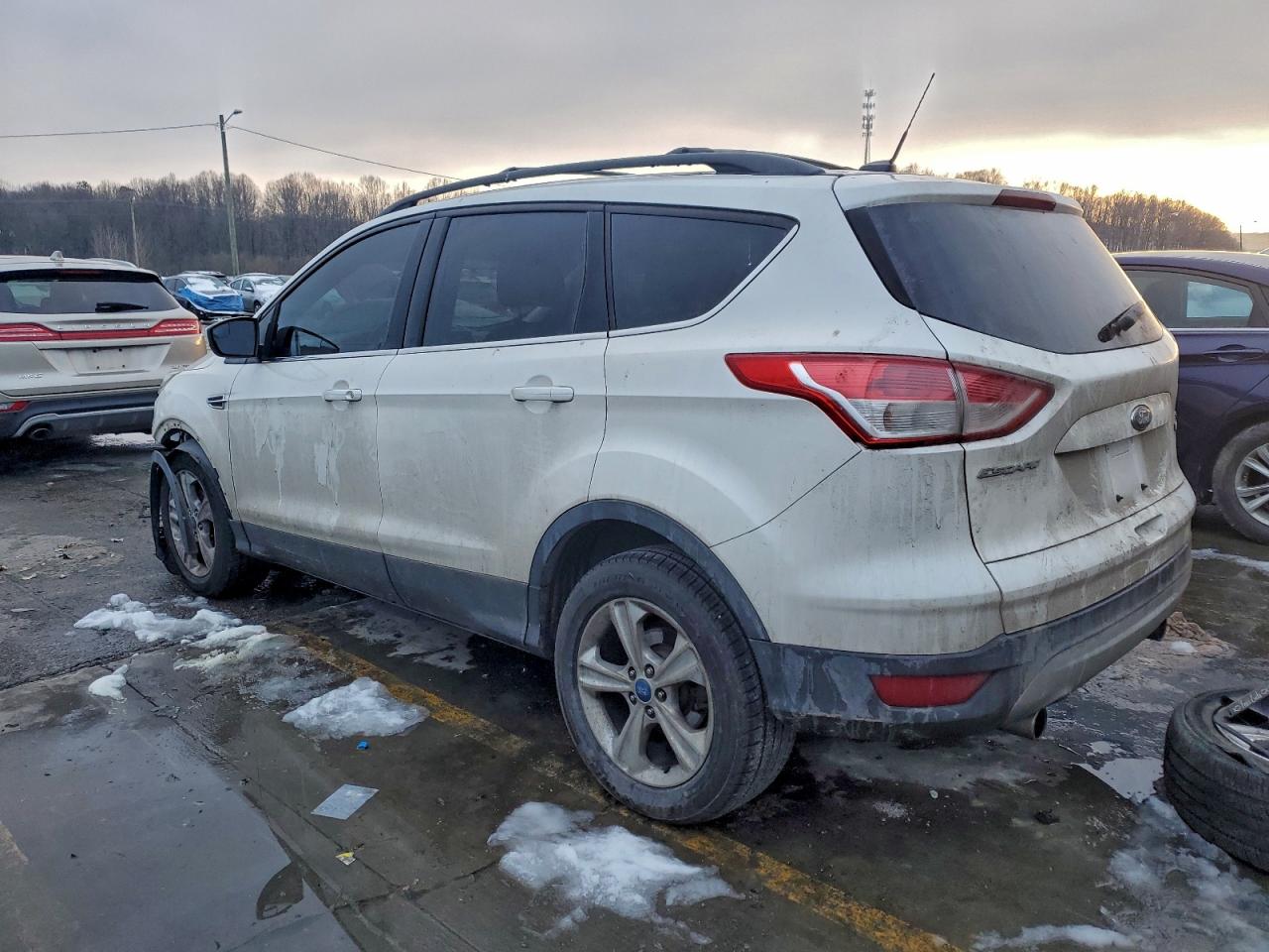 2013 FORD ESCAPE SE photo 2