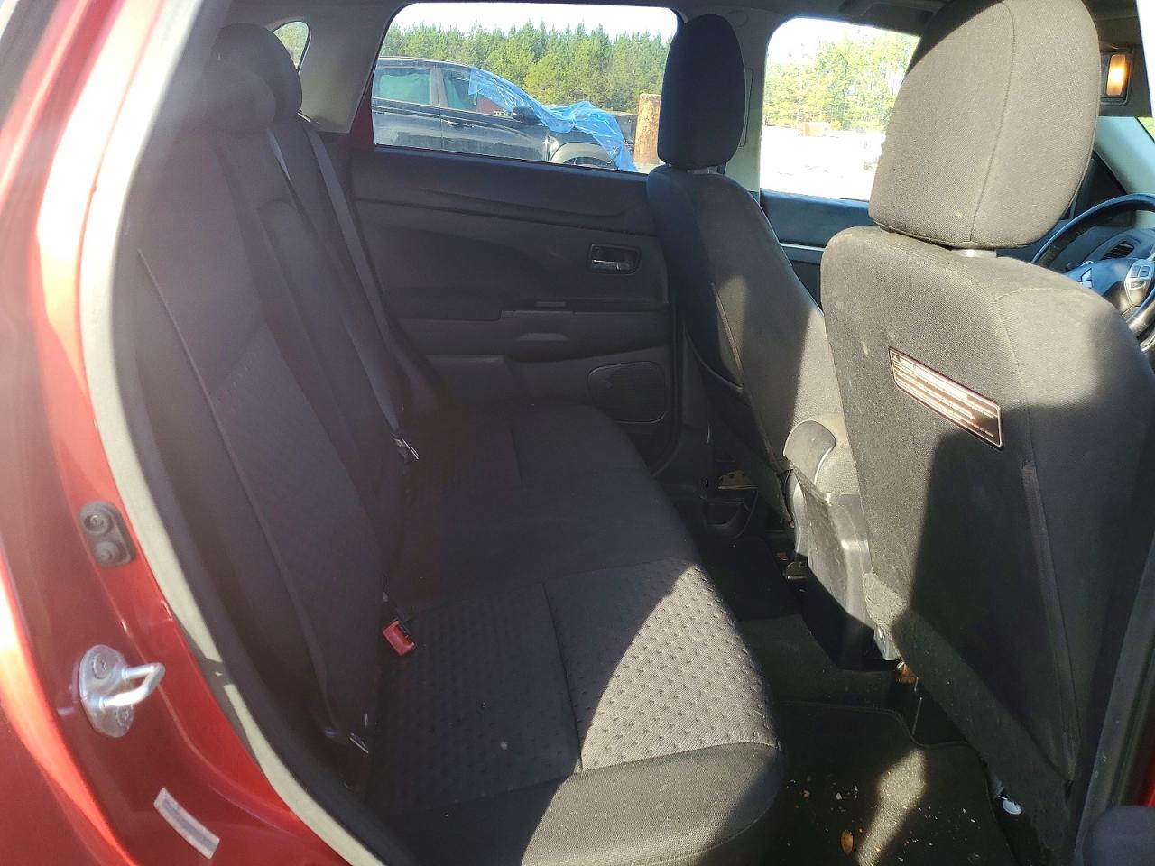 2011 MITSUBISHI OUTLANDER SPORT SE photo 10