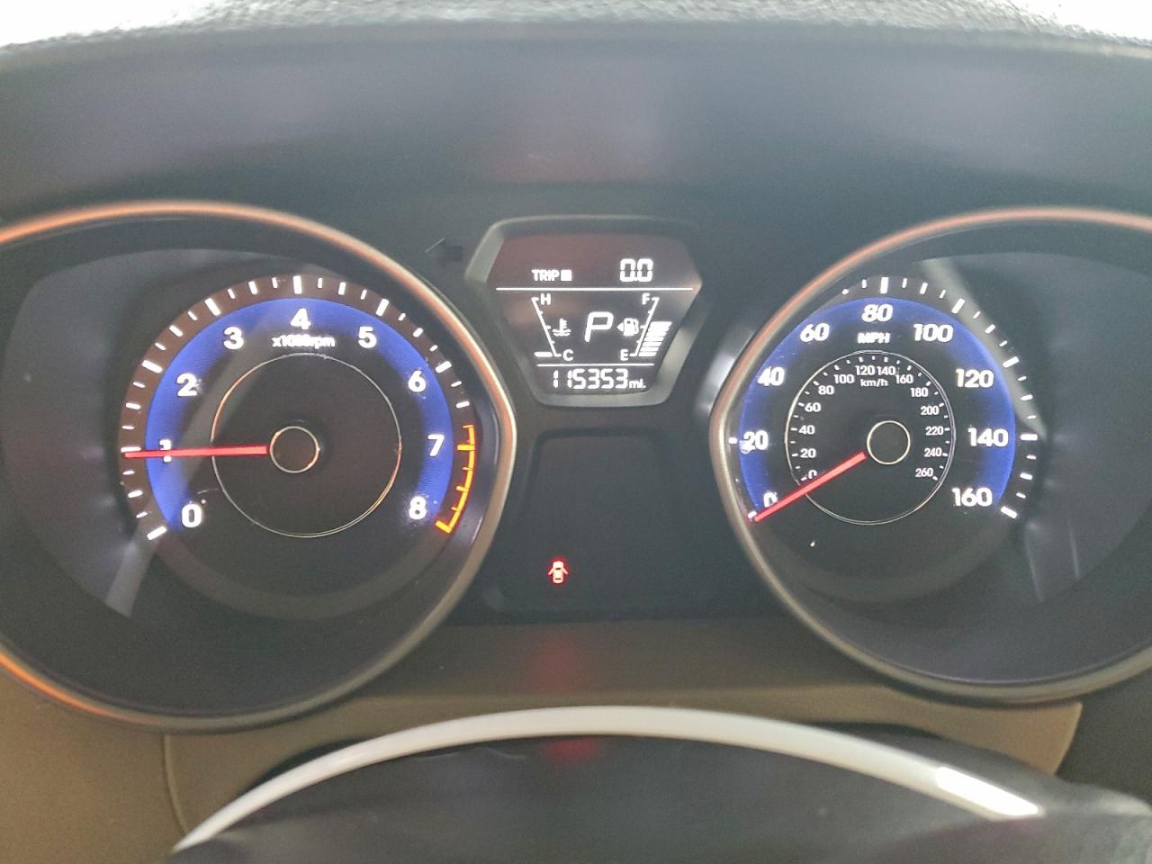 2015 HYUNDAI ELANTRA SE photo 9