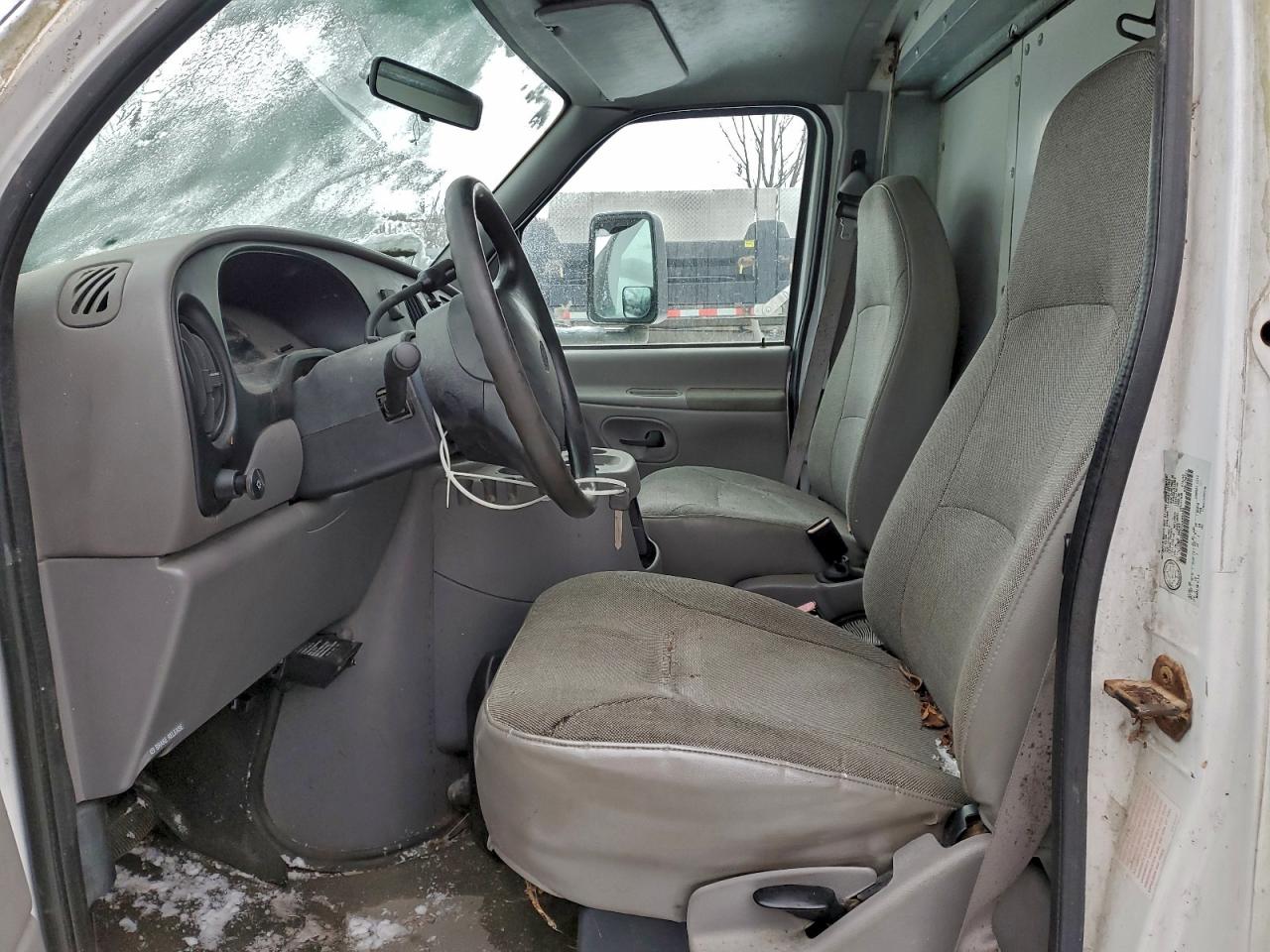 2000 FORD ECONOLINE E350 SUPER DUTY CUTAWAY VAN photo 7