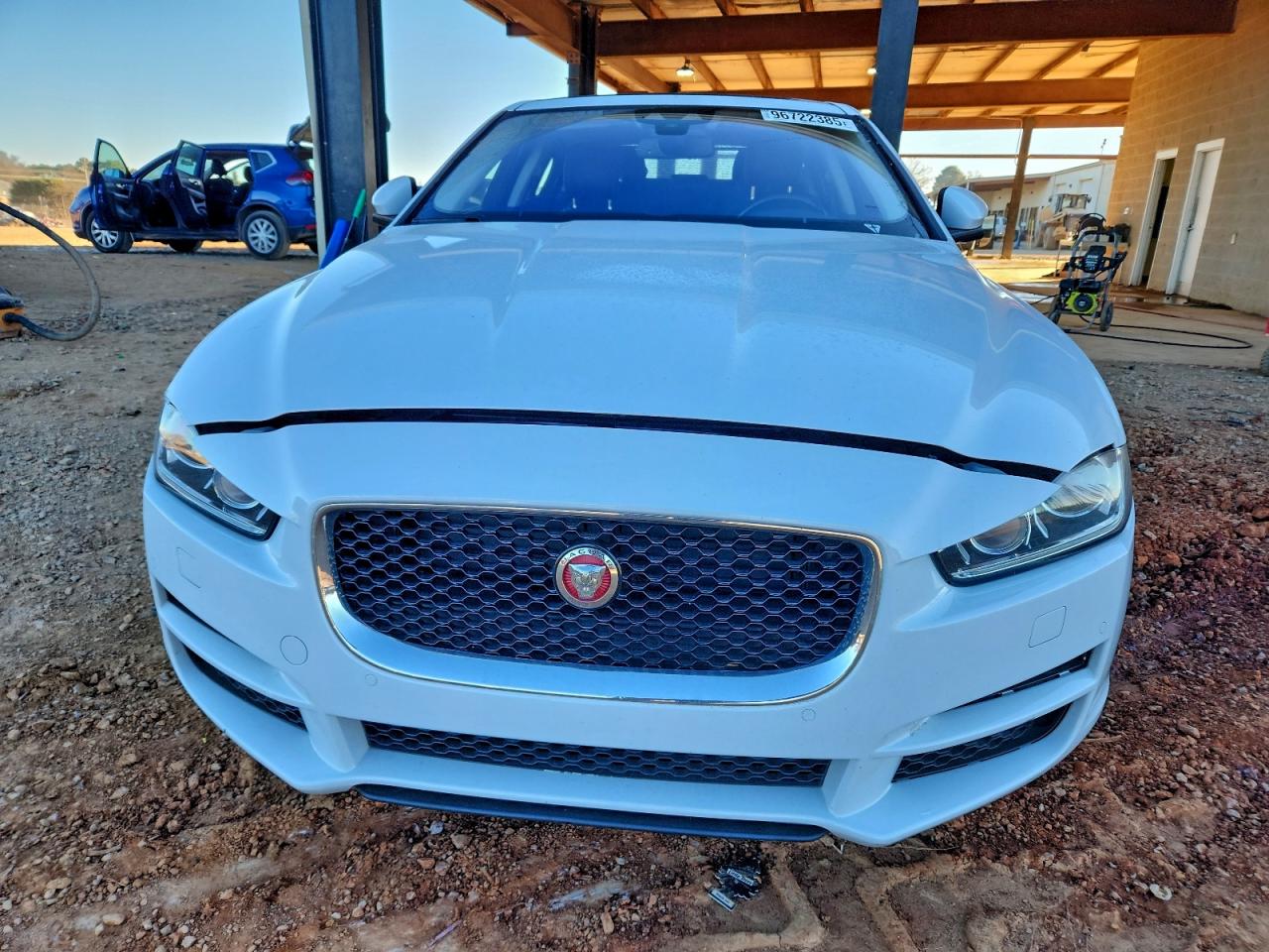 2017 JAGUAR XE FIRST EDITION photo 5