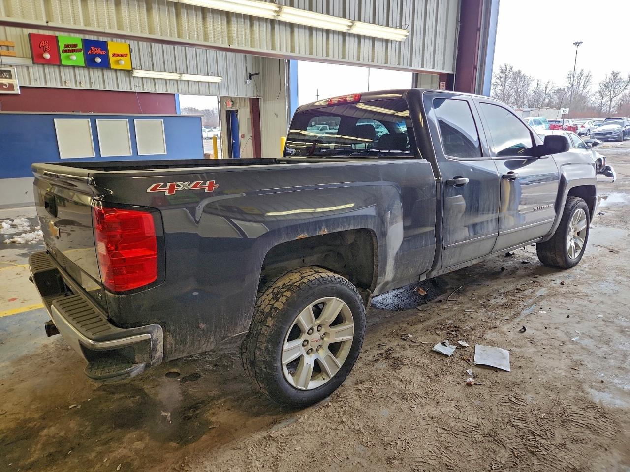 2016 CHEVROLET SILVERADO K1500 LT photo 3