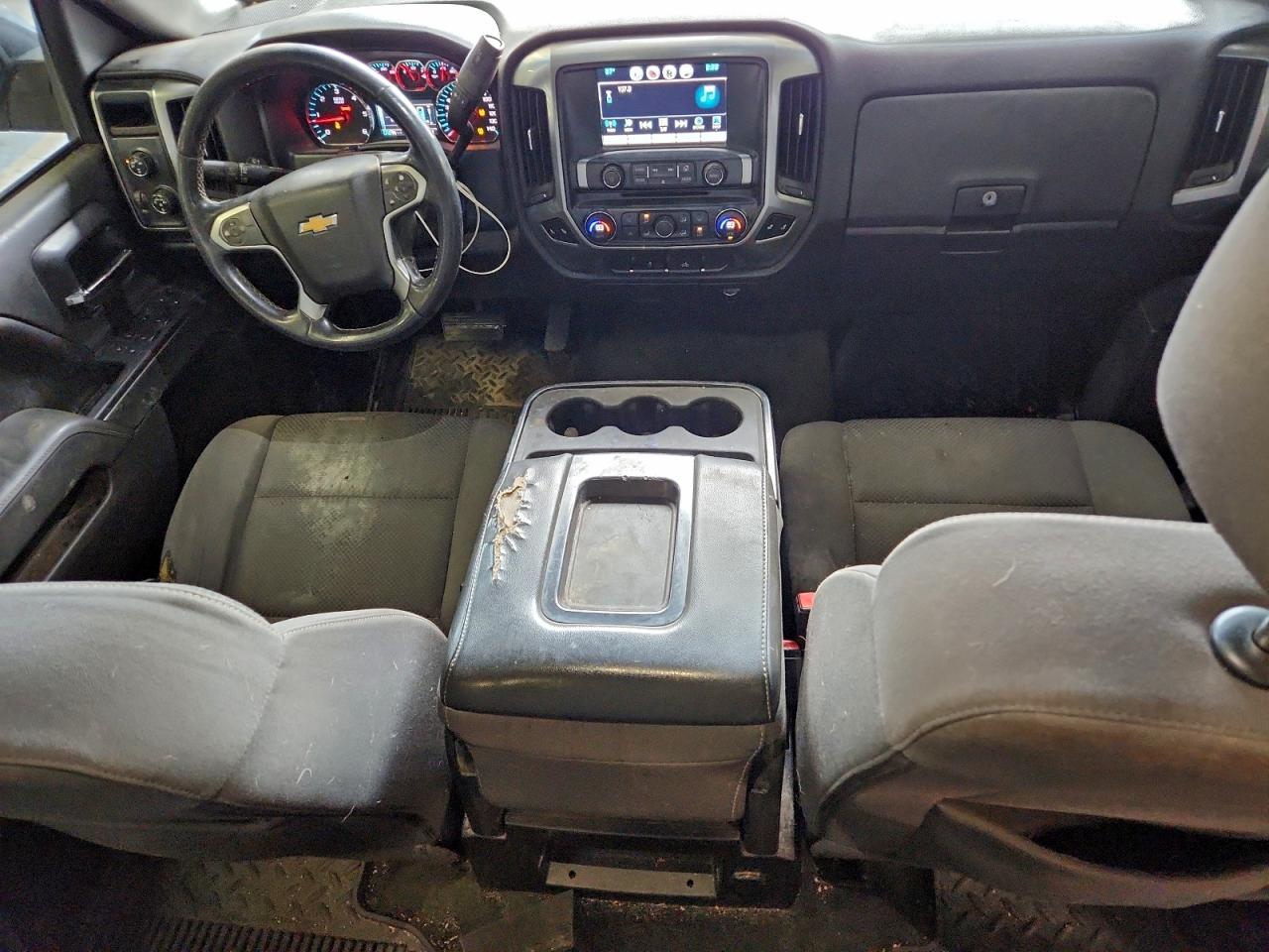 2016 CHEVROLET SILVERADO K1500 LT photo 8