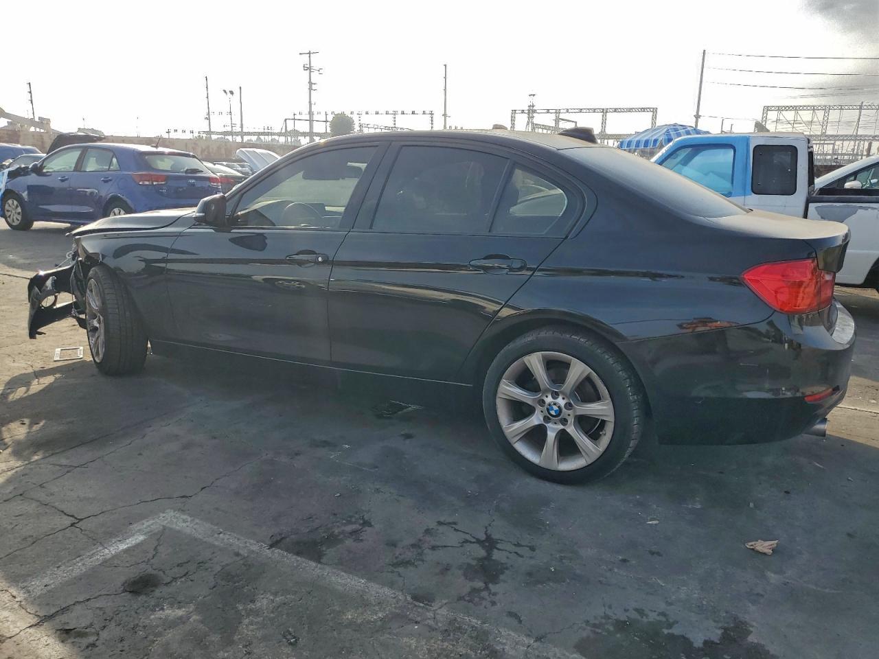 2015 BMW 320 I photo 2