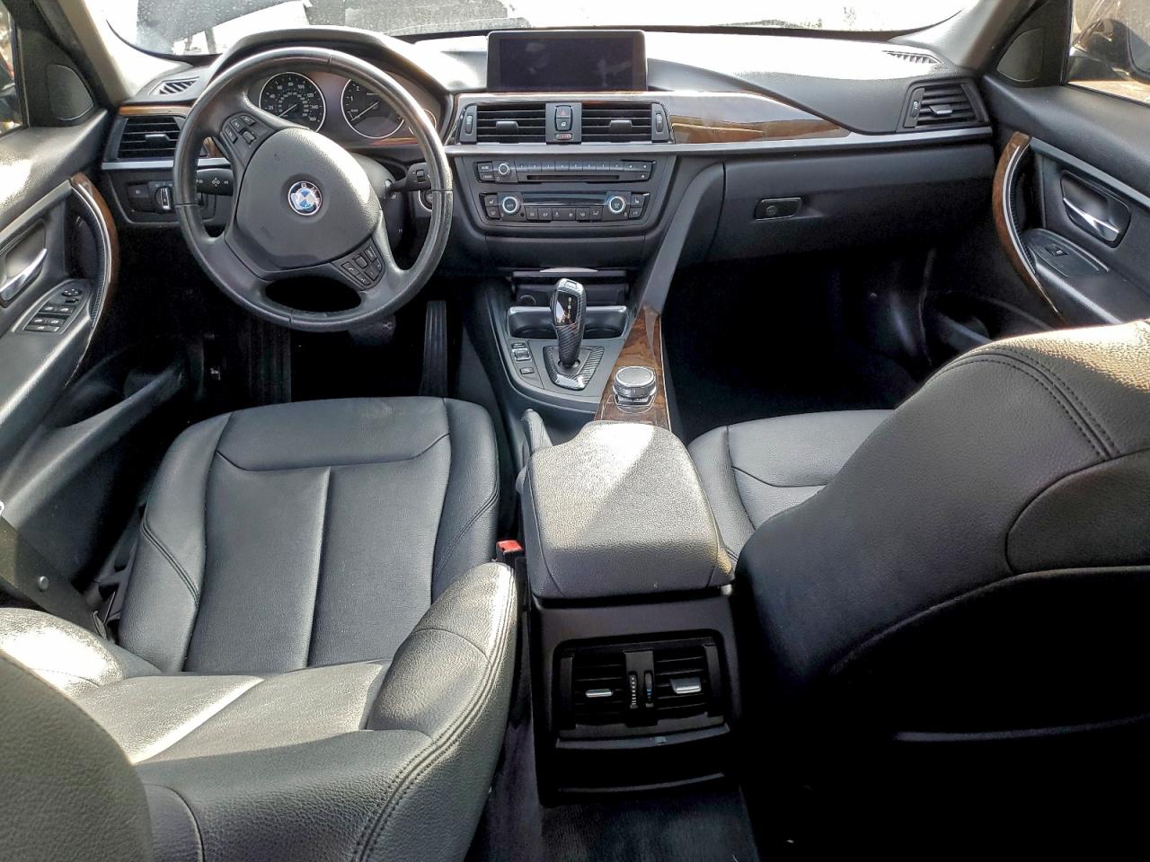 2015 BMW 320 I photo 8
