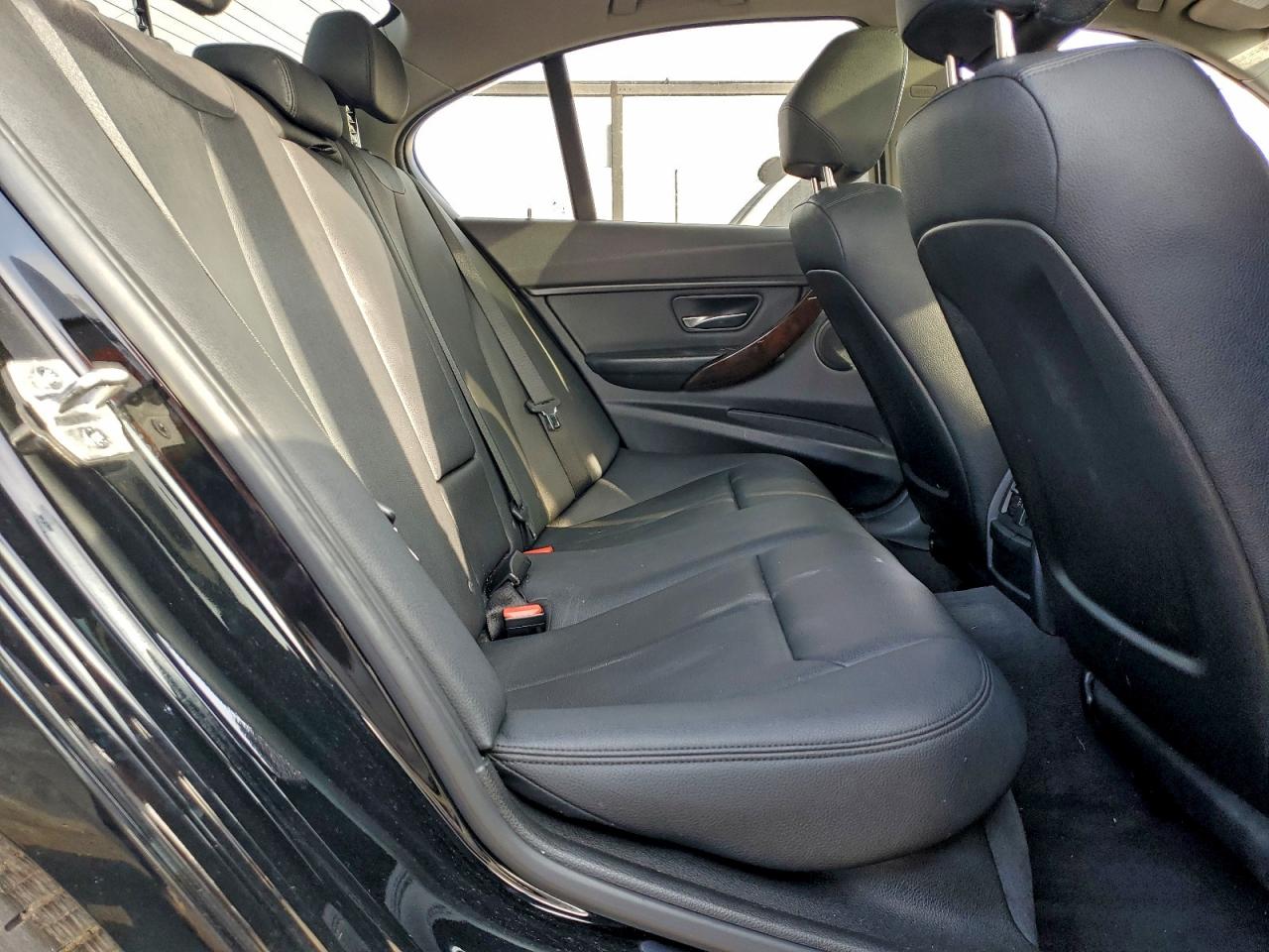 2015 BMW 320 I photo 10