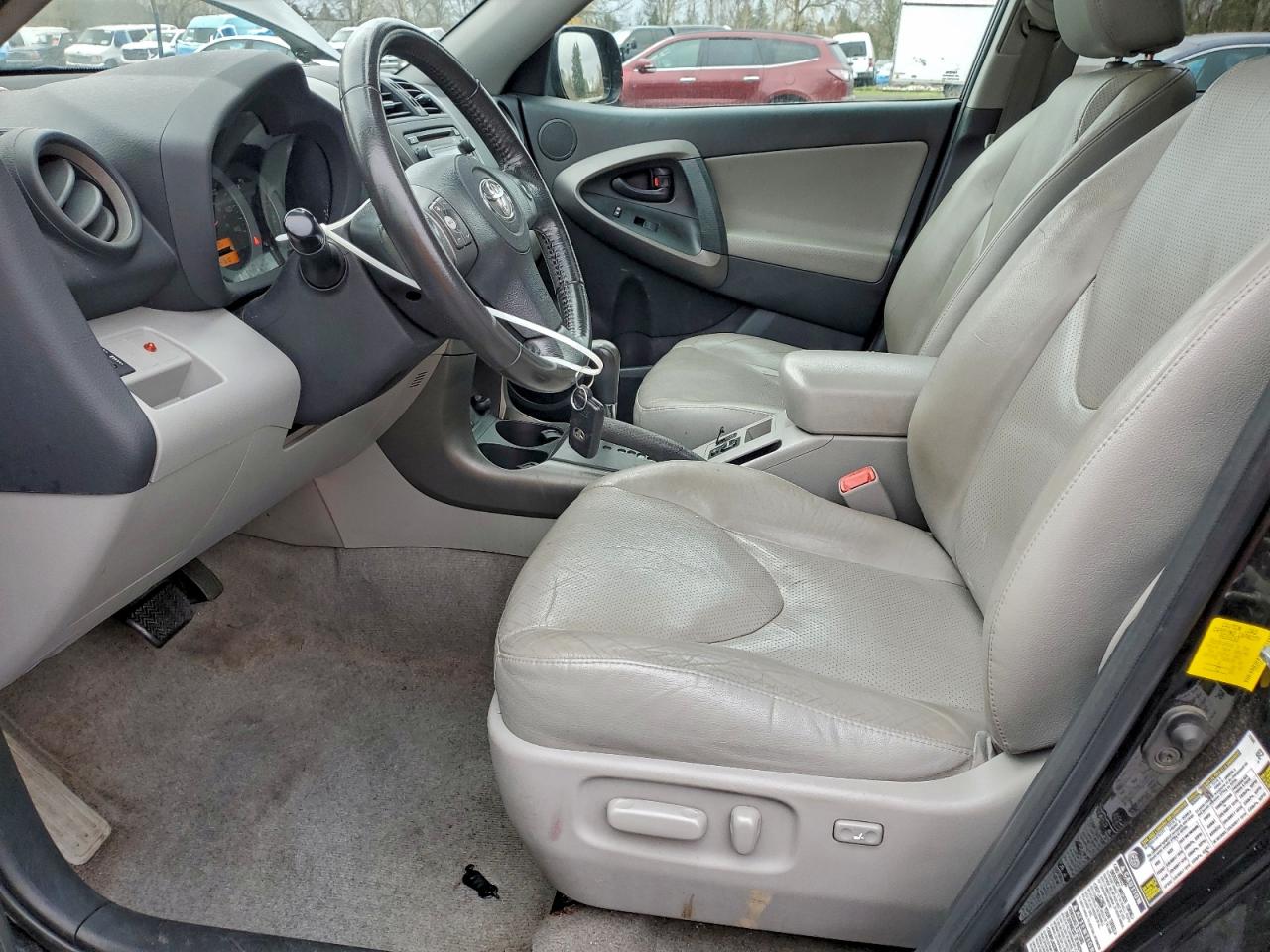 2012 TOYOTA RAV4 LIMITED photo 7