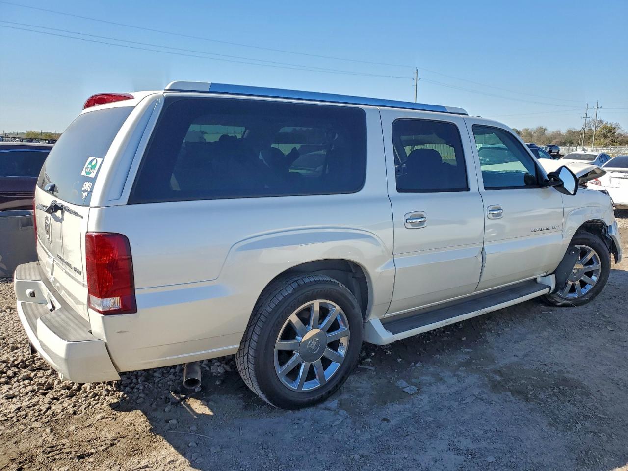 2005 CADILLAC ESCALADE ESV photo 3
