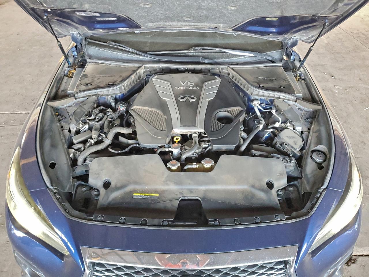 2018 INFINITI Q50 LUXE photo 11