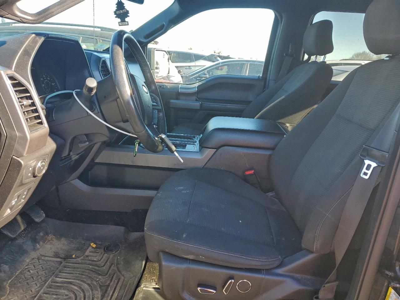 2017 FORD F150 SUPERCREW photo 7