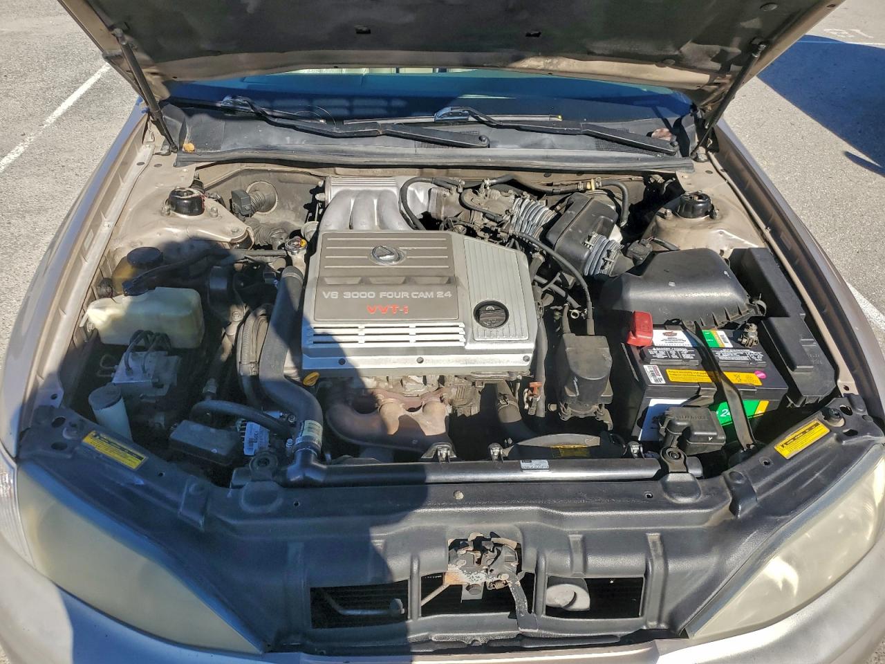 2001 LEXUS ES 300 photo 11