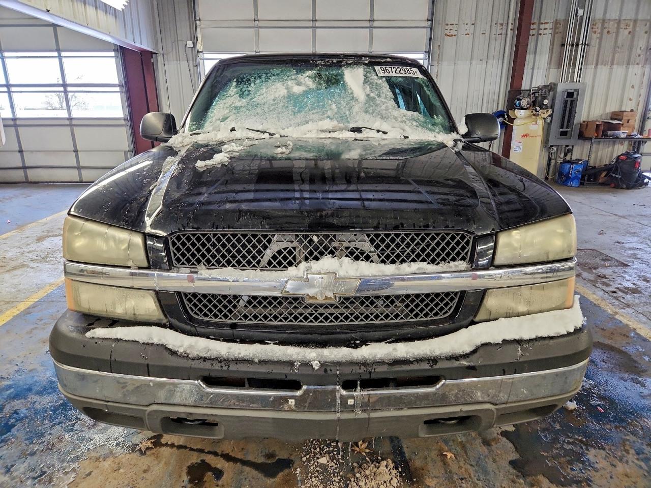 2004 CHEVROLET SILVERADO K1500 photo 5