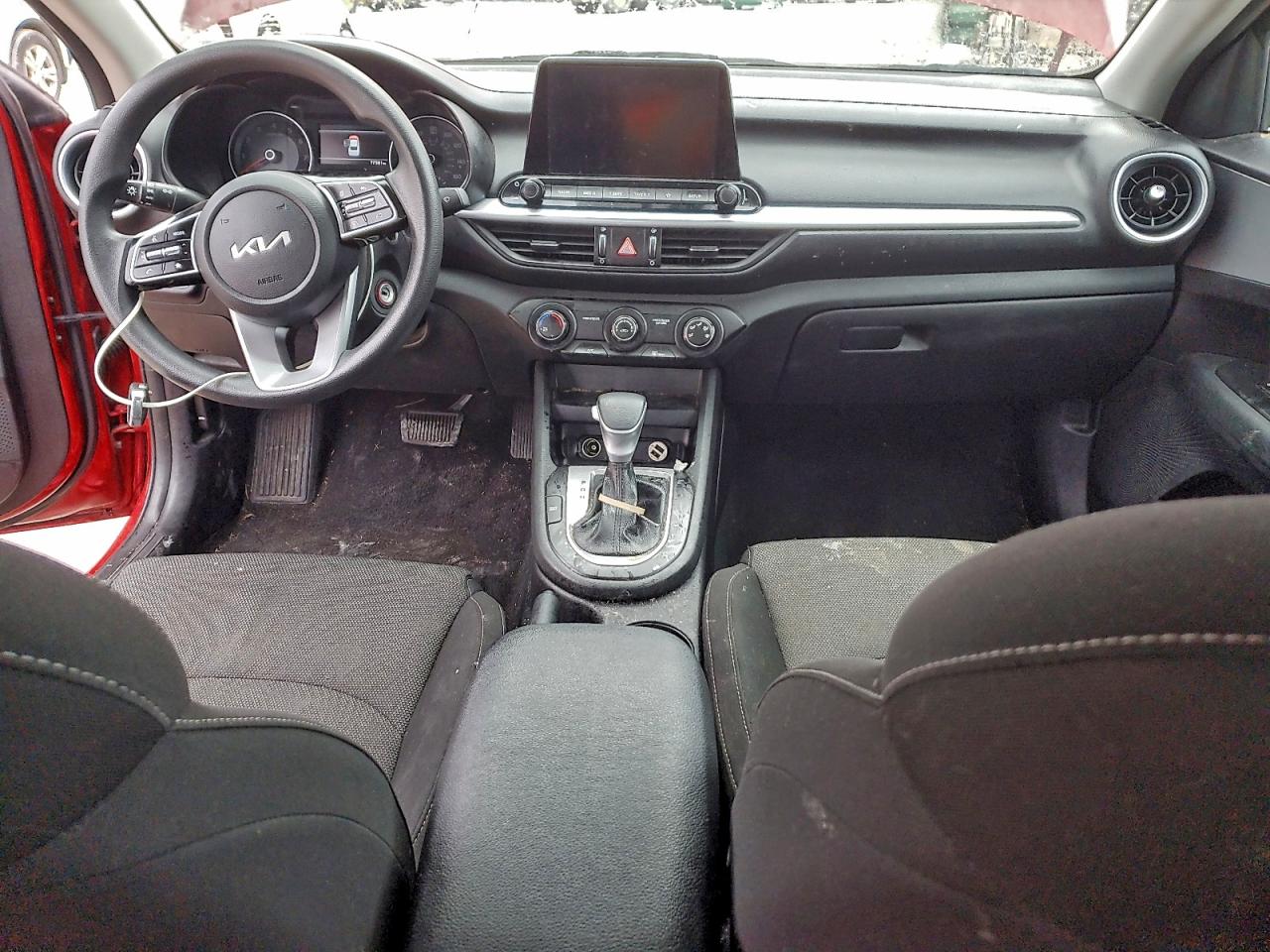 2023 KIA FORTE LX photo 8