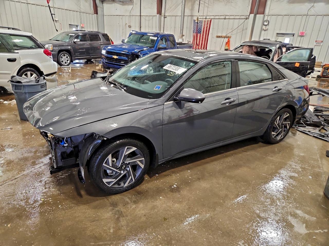 2024 HYUNDAI ELANTRA