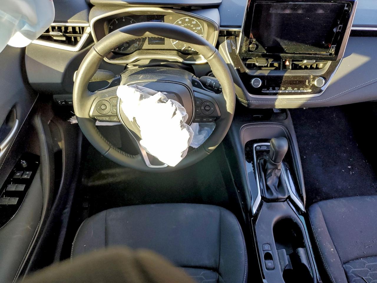 2025 TOYOTA COROLLA SE photo 8