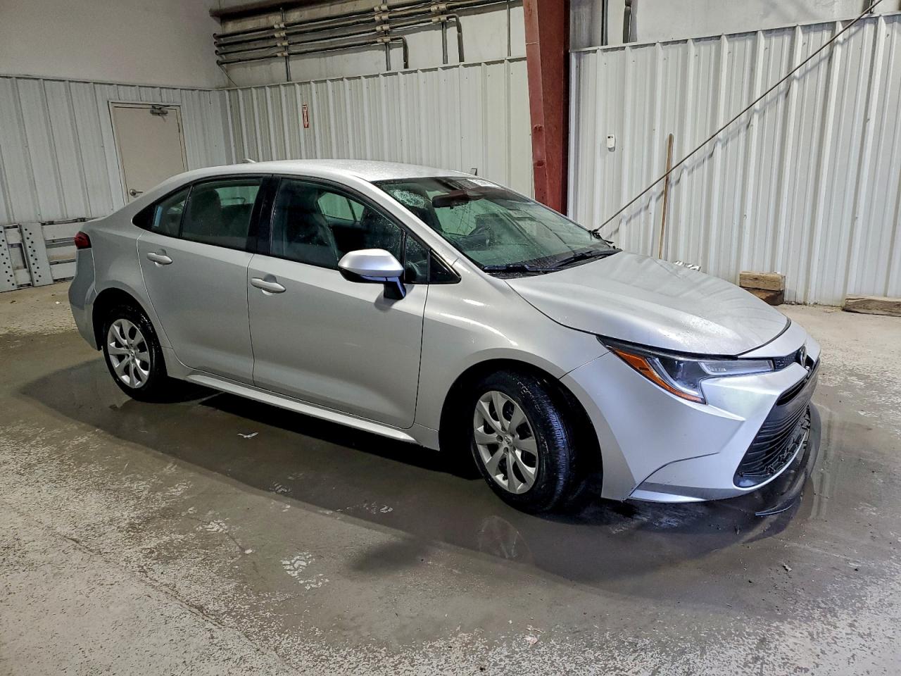 2024 TOYOTA COROLLA LE photo 4