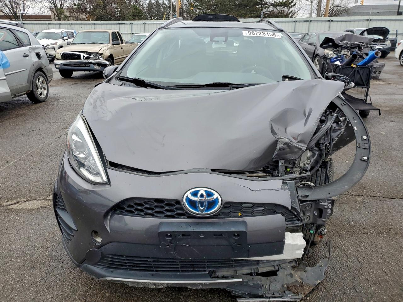 2018 TOYOTA PRIUS C photo 5