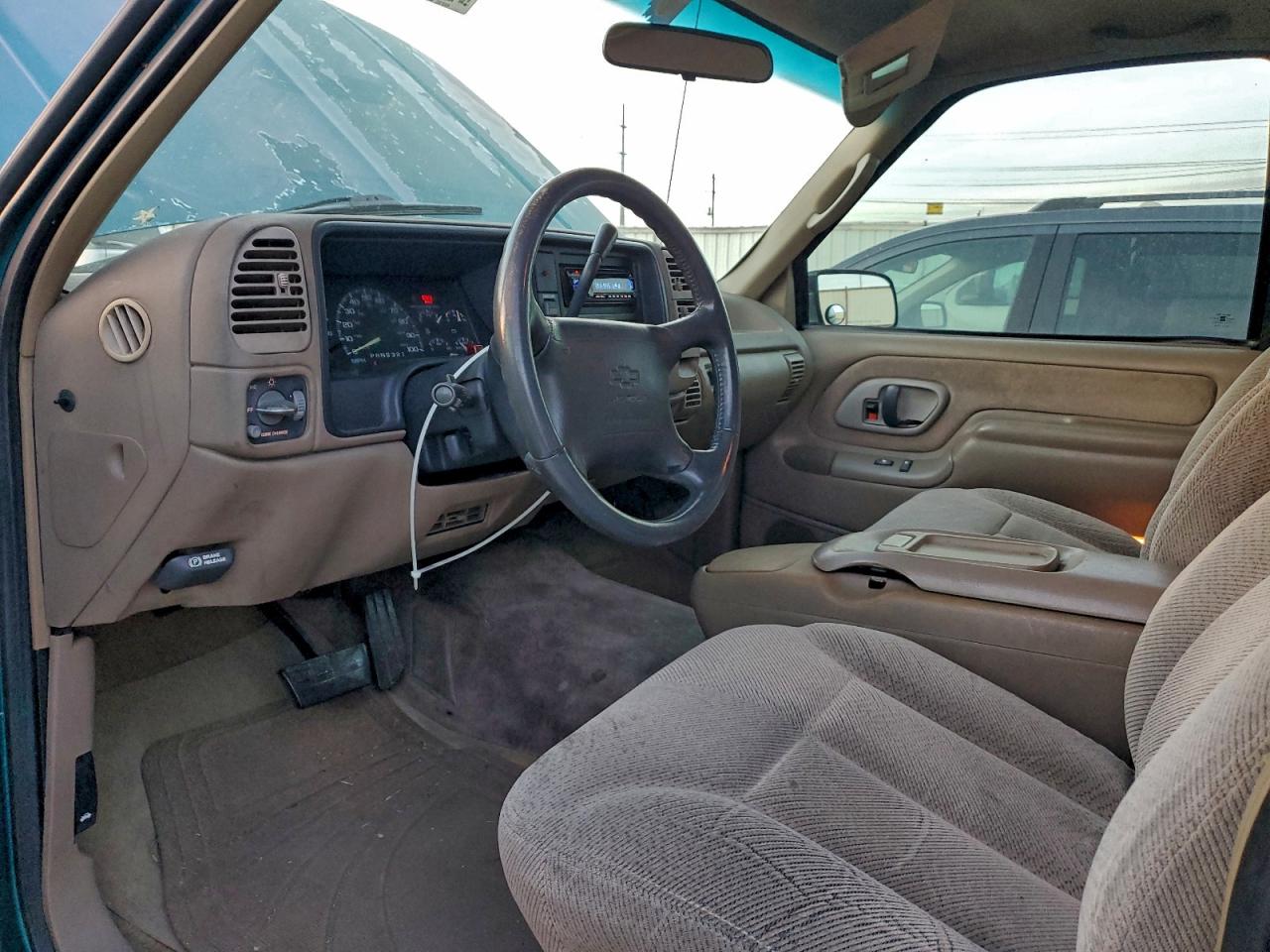 1996 CHEVROLET GMT-400 K1500 photo 8