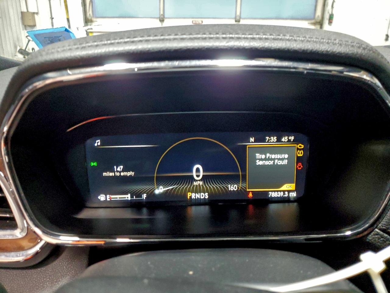 2017 LINCOLN CONTINENTAL photo 9