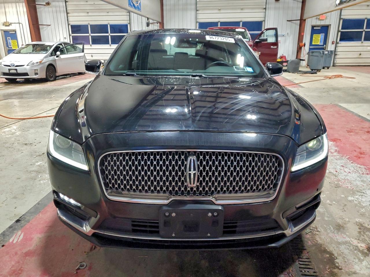 2017 LINCOLN CONTINENTAL photo 5