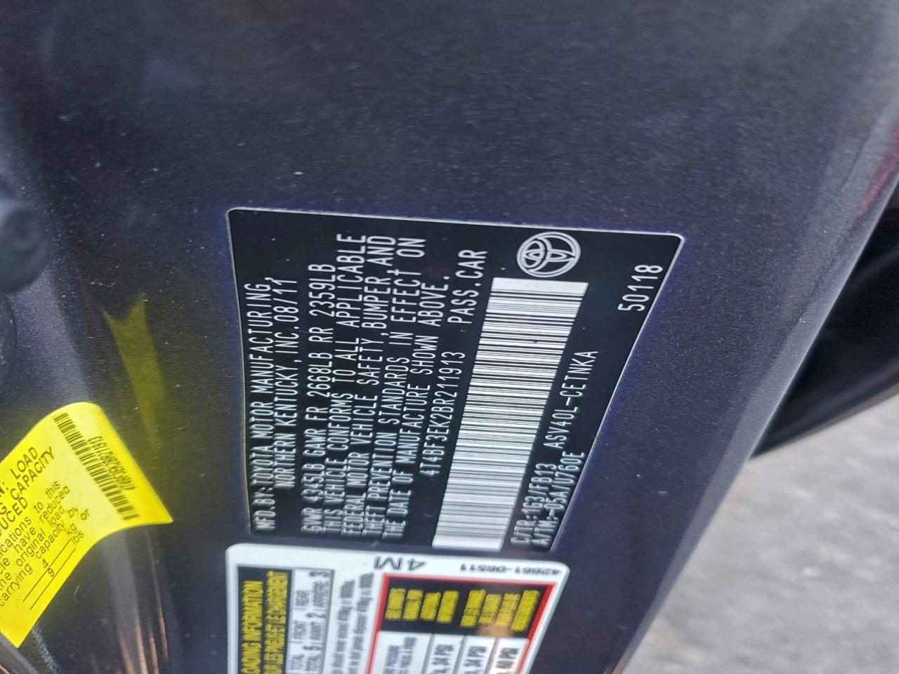 2011 TOYOTA CAMRY BASE photo 12