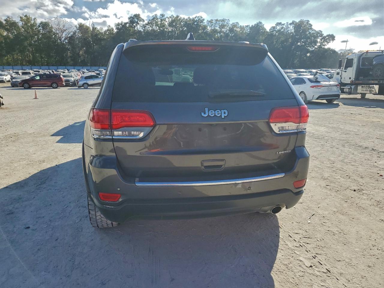 2019 JEEP GRAND CHEROKEE LIMITED photo 6