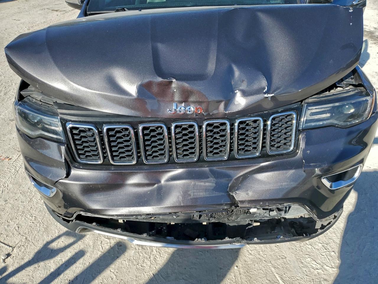 2019 JEEP GRAND CHEROKEE LIMITED photo 12