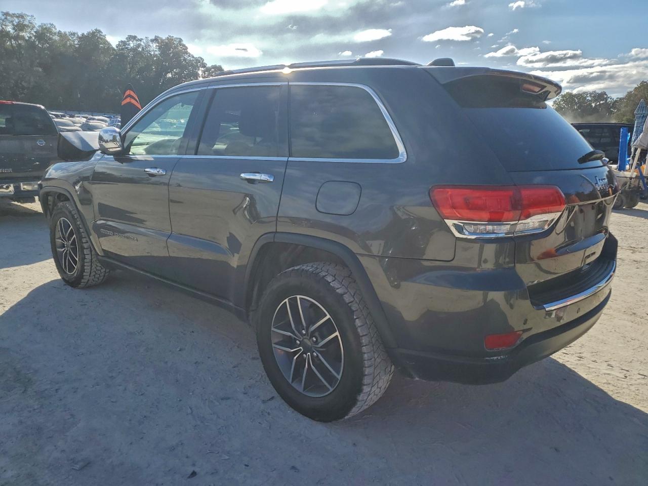 2019 JEEP GRAND CHEROKEE LIMITED photo 2