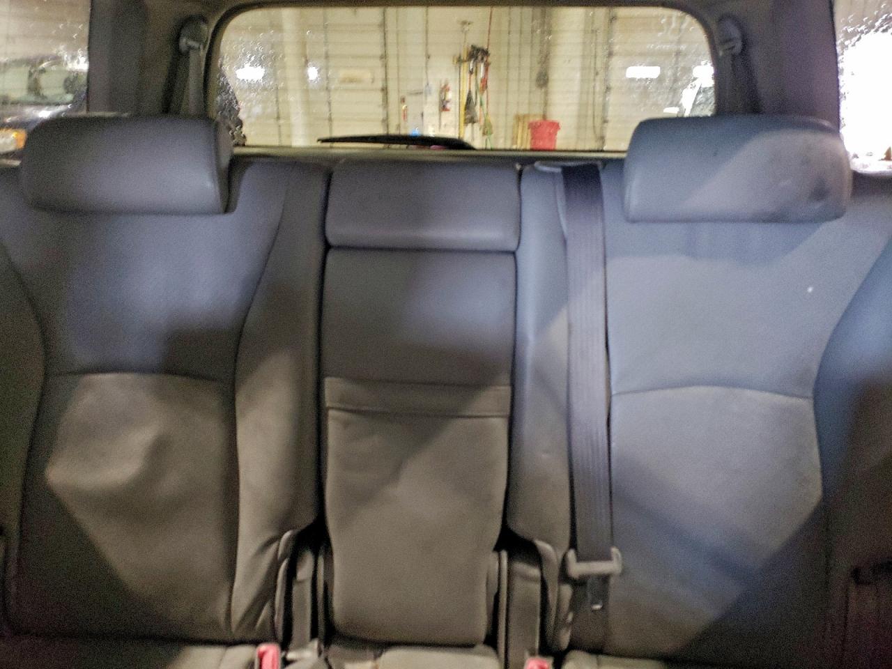 2004 TOYOTA HIGHLANDER photo 10