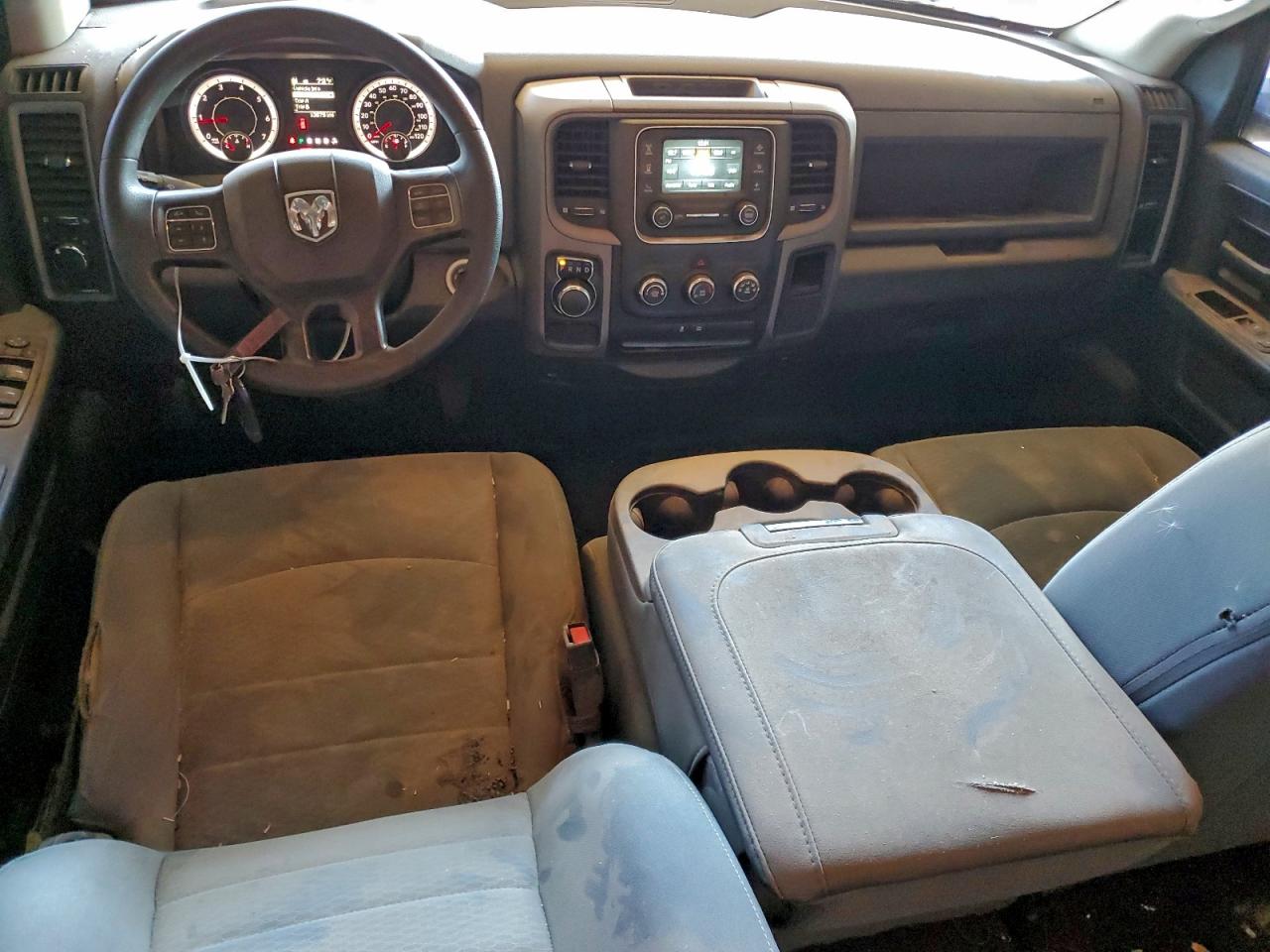 2017 RAM 1500 ST photo 8